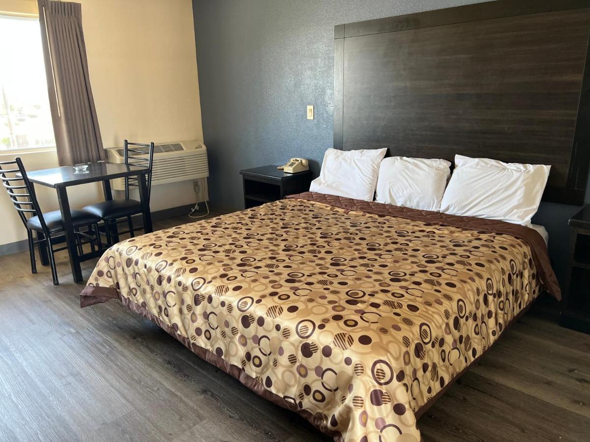 Economy Inn Fresno Dış mekan fotoğraf