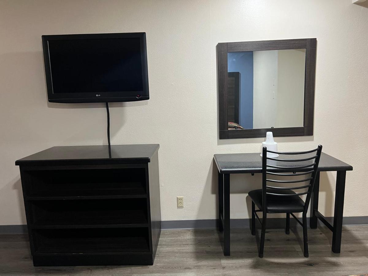 Economy Inn Fresno Dış mekan fotoğraf