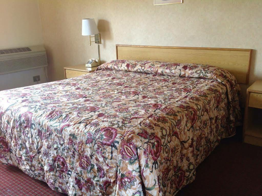 Economy Inn Fresno Dış mekan fotoğraf